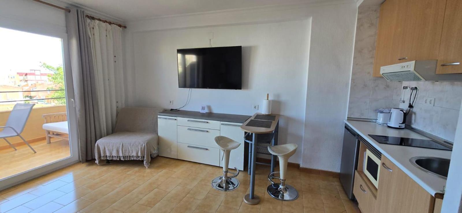 Estudio En Torrevieja A 700 M Del Mar Buitenkant foto